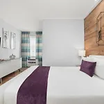 Shelley Hotel